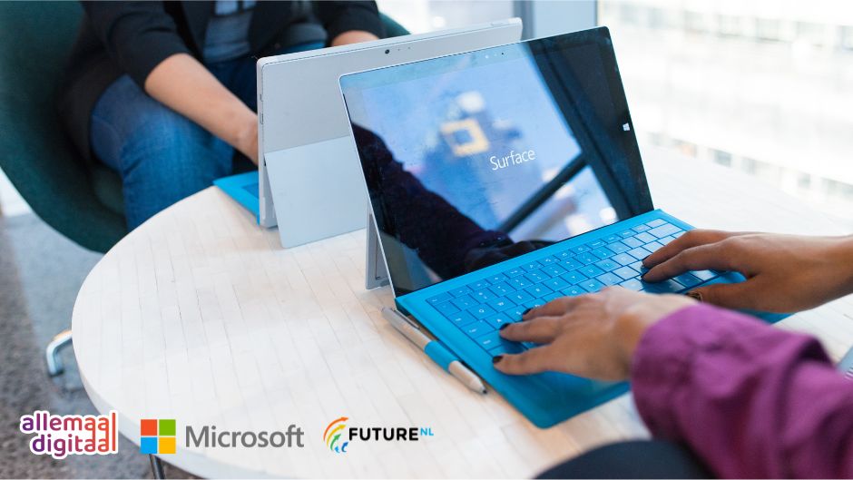 Microsoft en FutureNL doneren nieuwe laptops en tablets