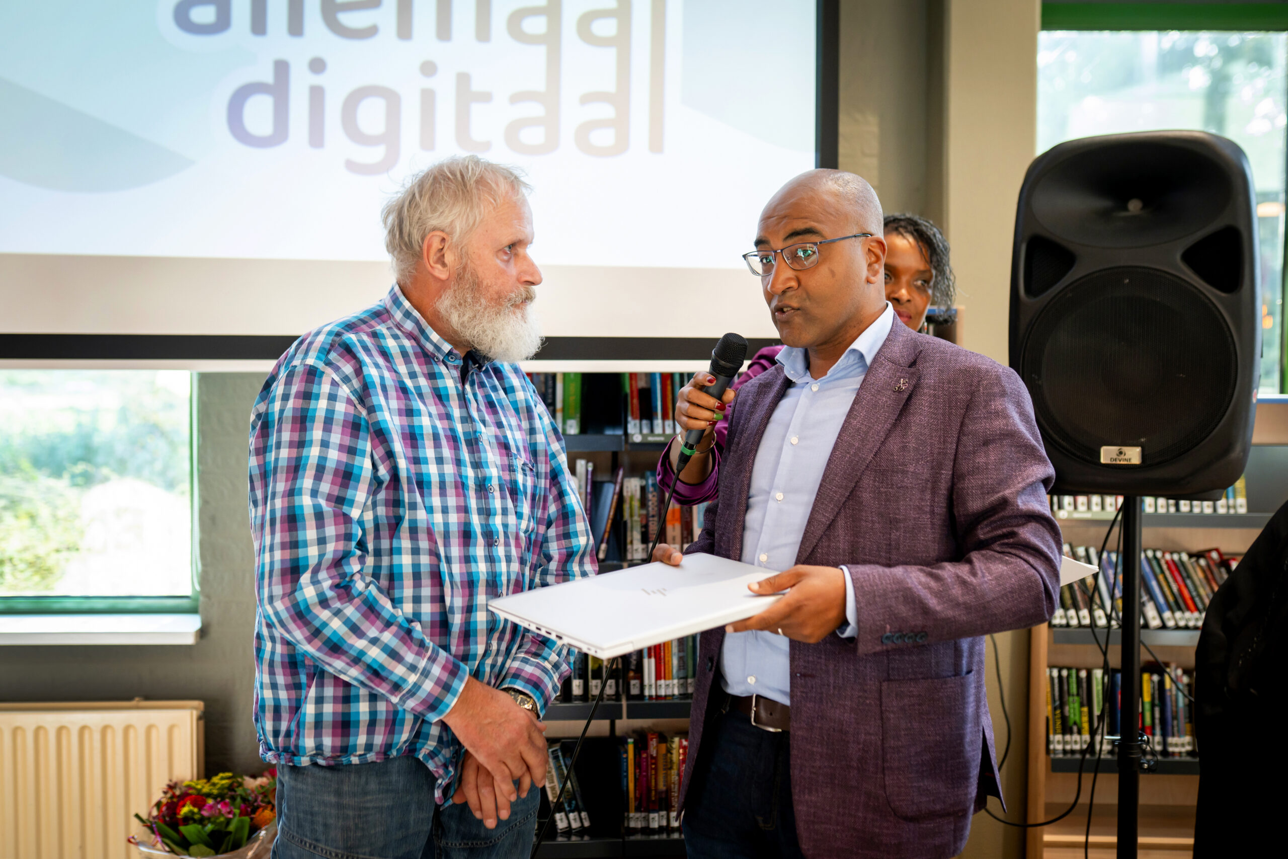 Wat lokaal werkt, kan ook elders: inzichten van Leidse Laptoppers