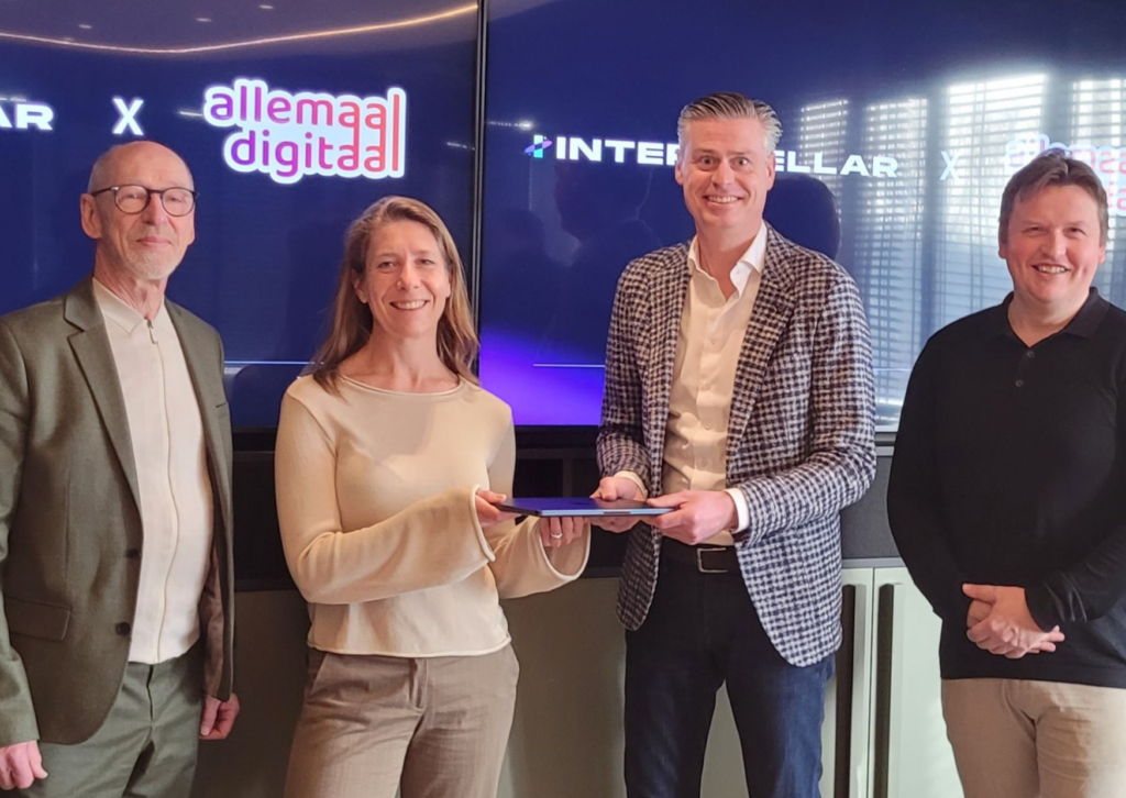 Interstellar doneert laptops aan Allemaal Digitaal: “Je weet waar de apparaten terechtkomen”  