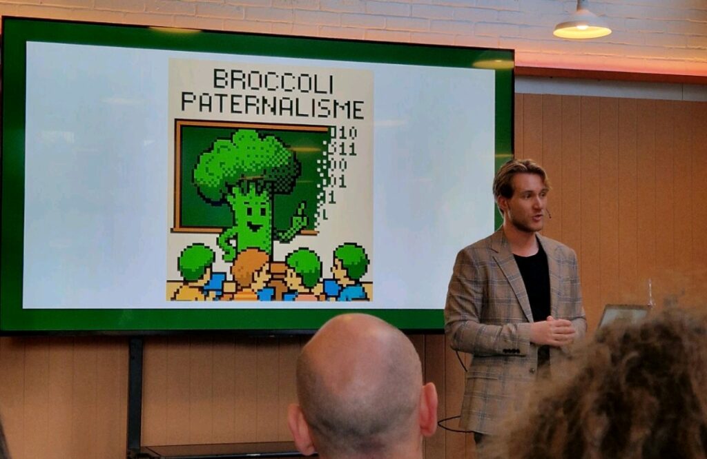 De onbesproken norm van digitaal meedoen: “Zijn manier van digitale communicatie werd dus niet geaccepteerd” (Deel 1)