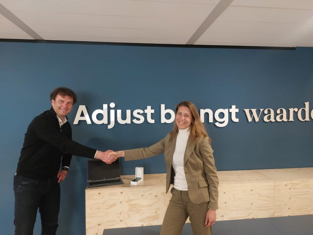 Adjust geeft laptops een tweede leven